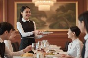 我，瑞士百万留学，为何回国端盘子？