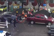 八字看旅游运势:在线测算生辰八字www.jixiangqiming.vip：-河北“光头哥”清空后备箱雨中运送沙袋：那么多人忙着防汛整夜没睡，我只想帮点忙